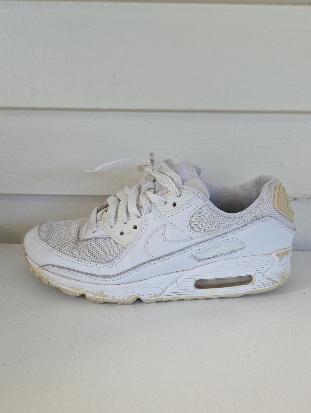 Nike Air Max 90 Triple White Low Top Athletic Sneakers Size 7.5